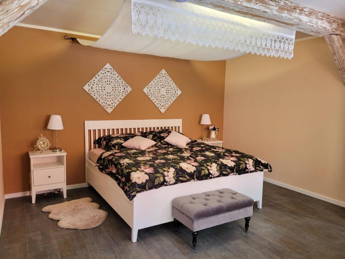 Apartamento Sternadelshof Grabe Exterior foto